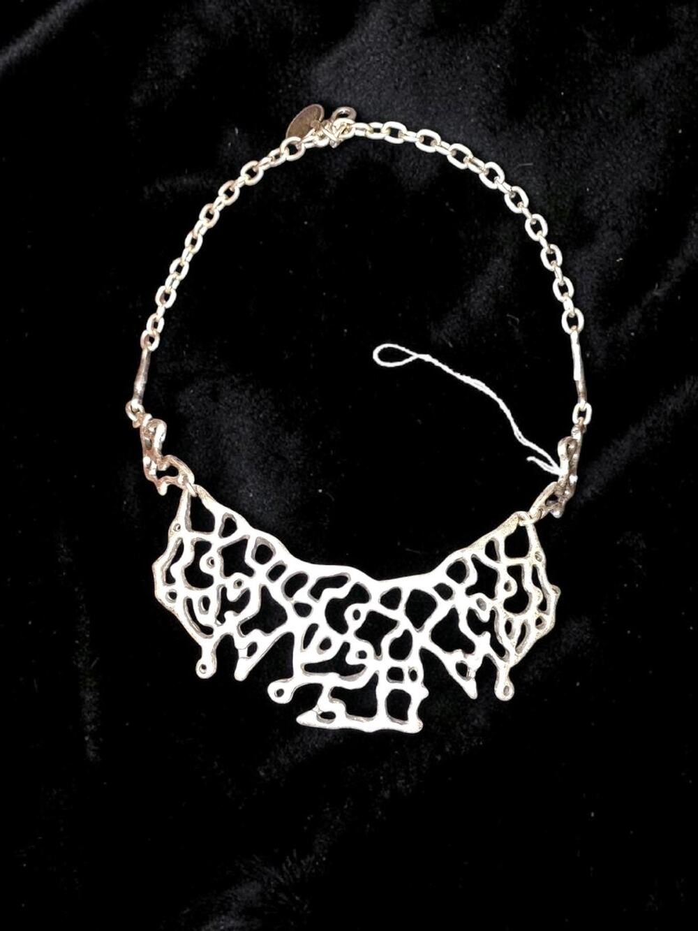 Tree Branch Chocker With Hook Clasp